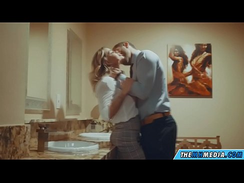 ❤️ Ke hoʻowalewale ʻia ʻoe e kahi blonde busty i kahi lumi hoʻomaha ākea ️ Sluts ma haw.redgast4asset.ru ❤
